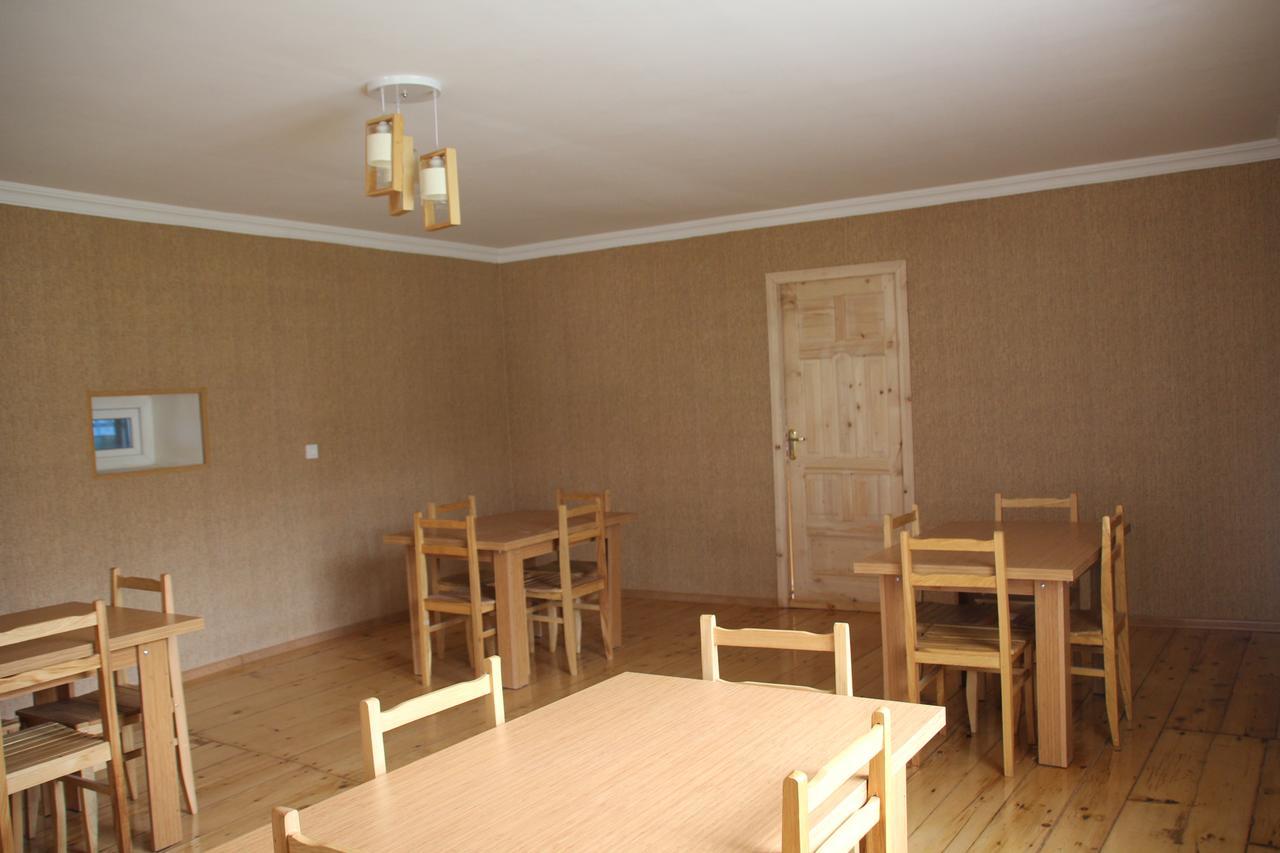 Guesthouse Qarim Mestia Extérieur photo