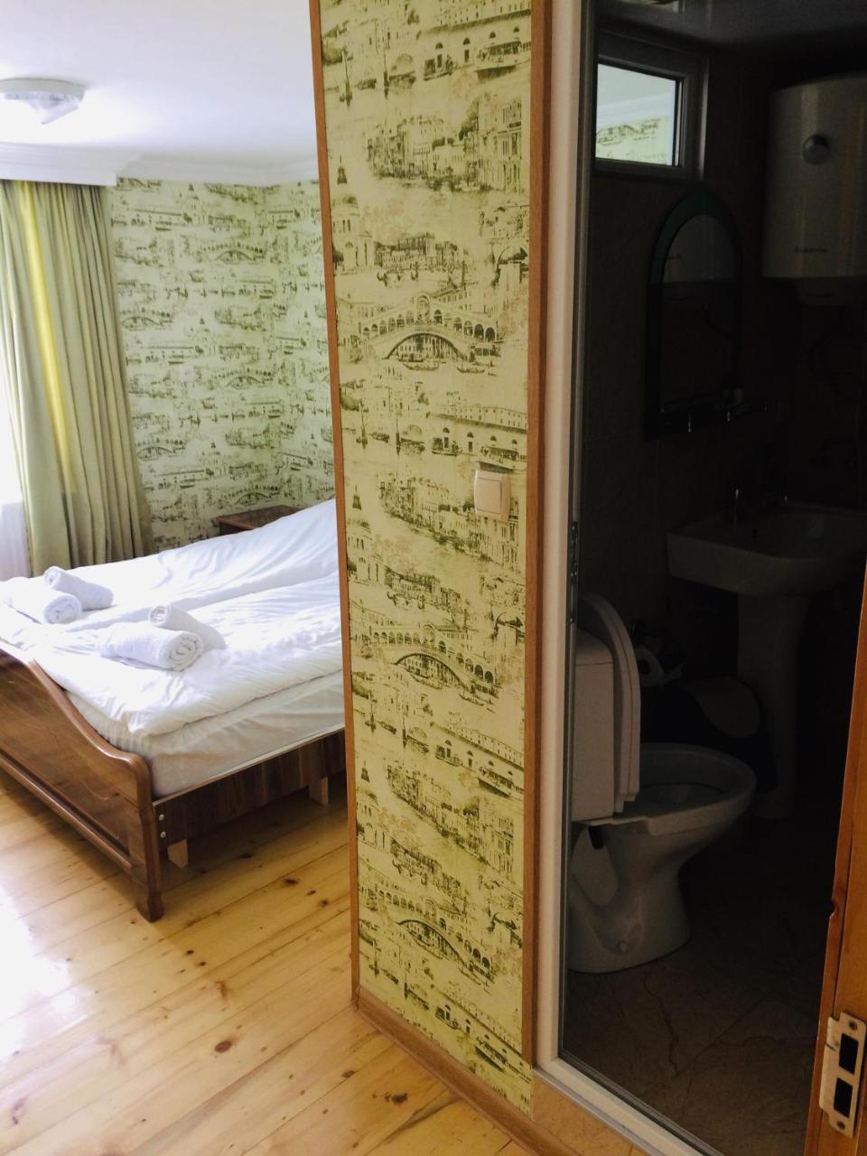 Guesthouse Qarim Mestia Extérieur photo